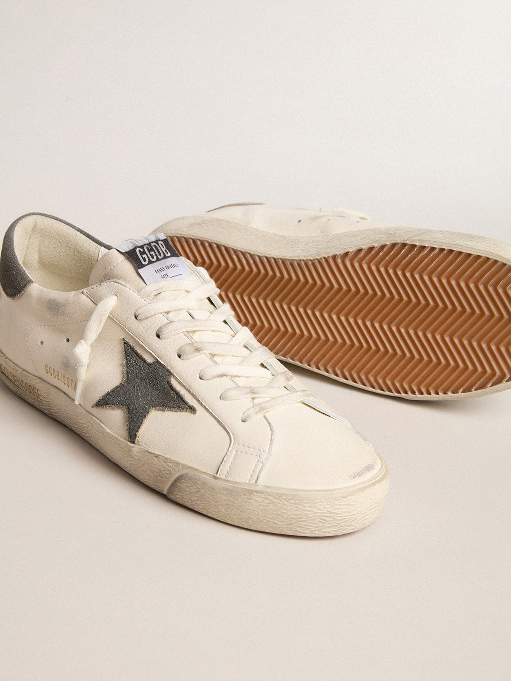 Men's Super-Star in nappa with gray suede star and heel tab
