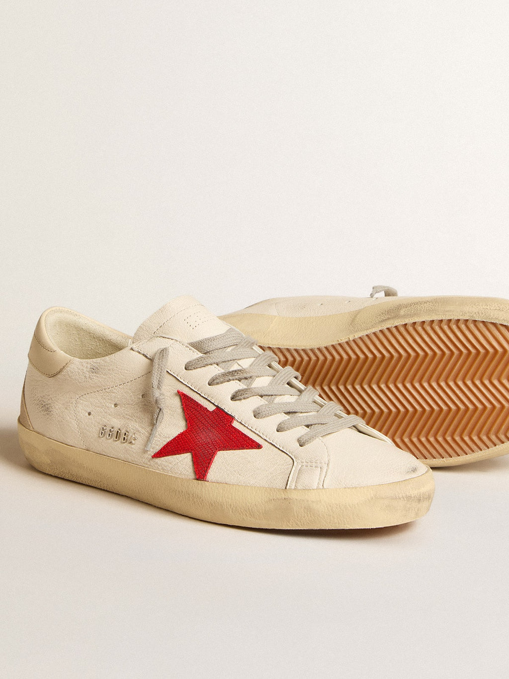 Super-Star in nappa with red star and cream leather heel tab