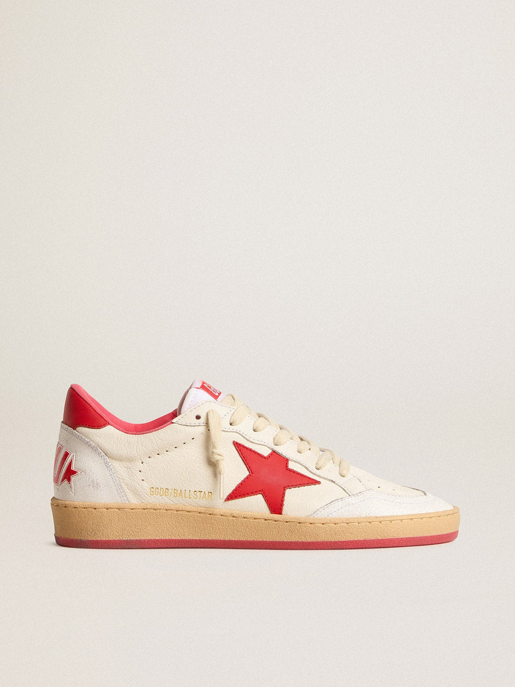 Men’s Ball Star Wishes in white leather with a red star and heel tab